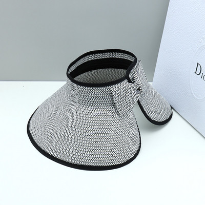 Stílusos női félig nyitott sapka