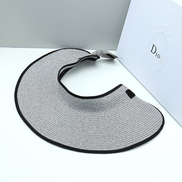 Stílusos női félig nyitott sapka