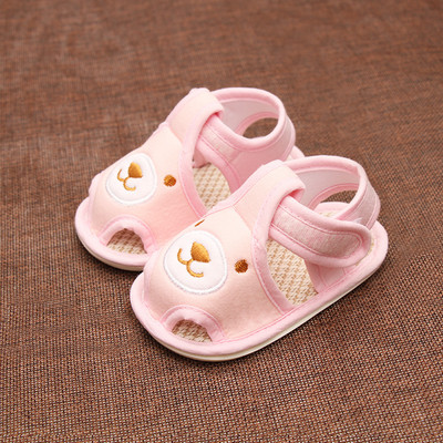 Sandale za bebe sa zakrpom i vezom