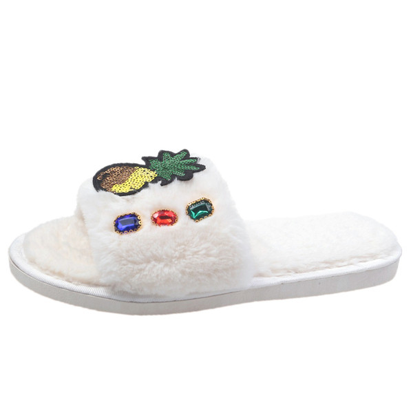 Plüss női papucs flitterekkel