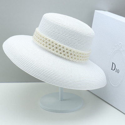 Stílusos női sapka gyöngy elemekkel