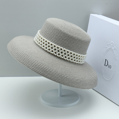 Stílusos női sapka gyöngy elemekkel