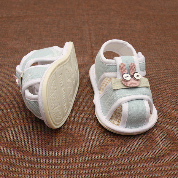 Baba szandál 3D elemmel és matricával