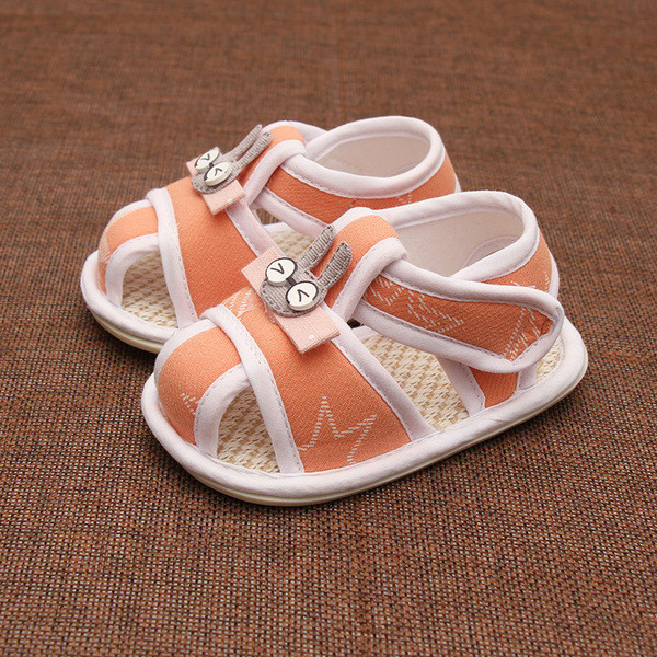 Baba szandál 3D elemmel és matricával