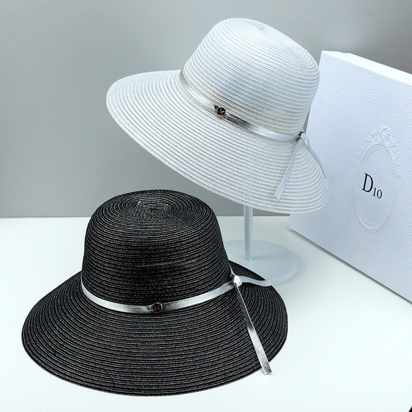 Stiilne naiste müts, mis sobib randa