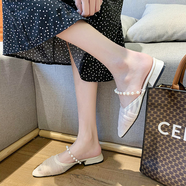 Ženske papuče na nisku petu, perle i til