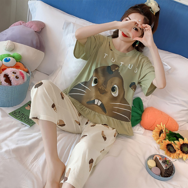 Ženska pidžama iz dva dijela sa aplikacijom