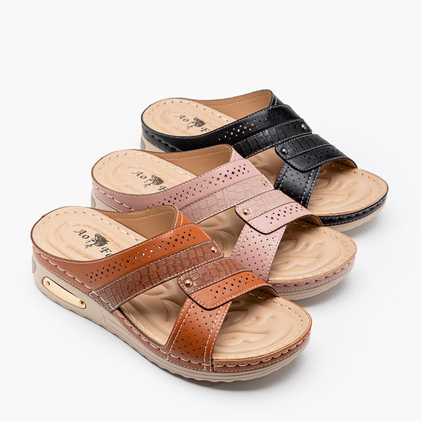 Alkalmi papucs új modell eco bőr pántokkal