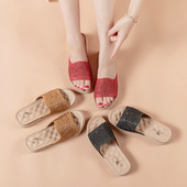 Új modell alkalmi papucsok bőrpánttal