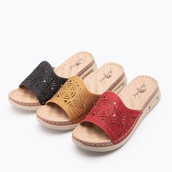 Új modell alkalmi papucsok bőrpánttal