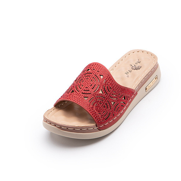 Új modell alkalmi papucsok bőrpánttal