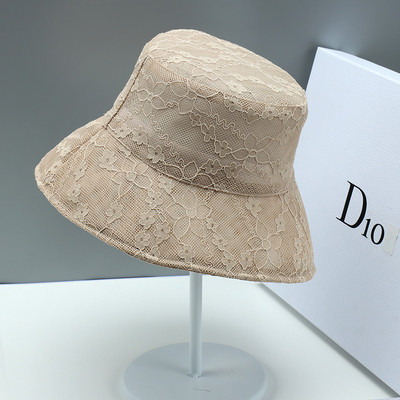 Ženska moderna kapa od čipke