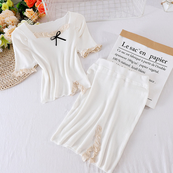 Moodne naiste komplekt, mis sisaldab T-särki ja kõrge vöökohaga seelikut