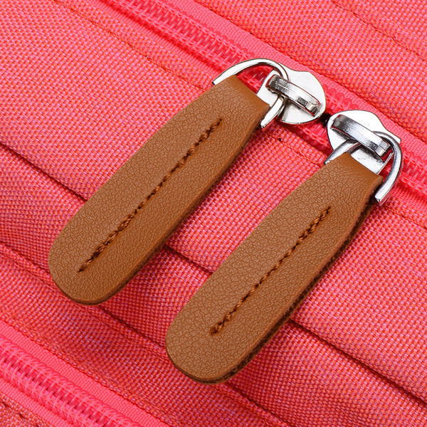 Άνετο καθημερινό σακίδιο κατάλληλο για ταξίδι  με χώρο για φορητό υπολογιστή ή tablet