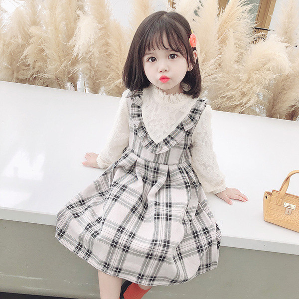 Karirana dječja haljina s dugim rukavima