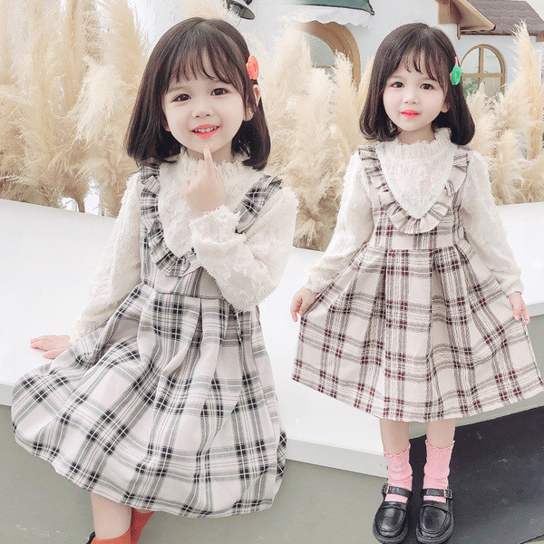 Karirana dječja haljina s dugim rukavima