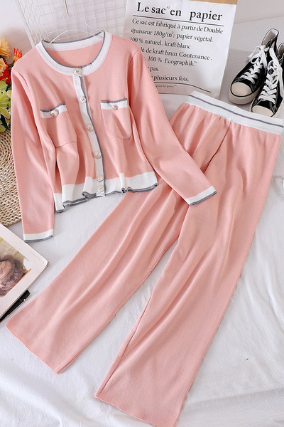 Női alkalmi szett kardigánnal és bő nadrággal