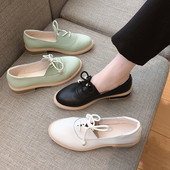 Bőr női alkalmi cipő fűzővel