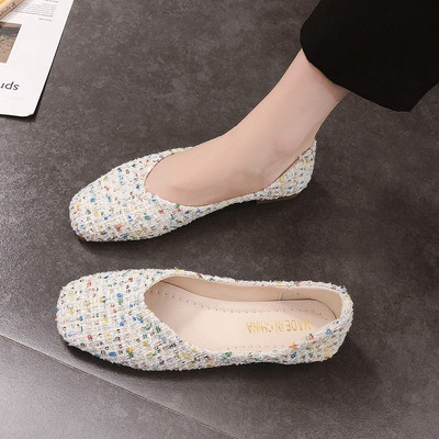 Lapos talpú női alkalmi cipő