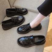 Bőr női alkalmi cipő - két modell