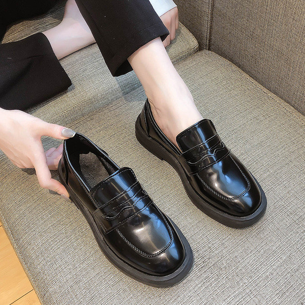 Bőr női alkalmi cipő - két modell