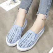 Női alkalmi cipők perforált bőrrel - nagy számok