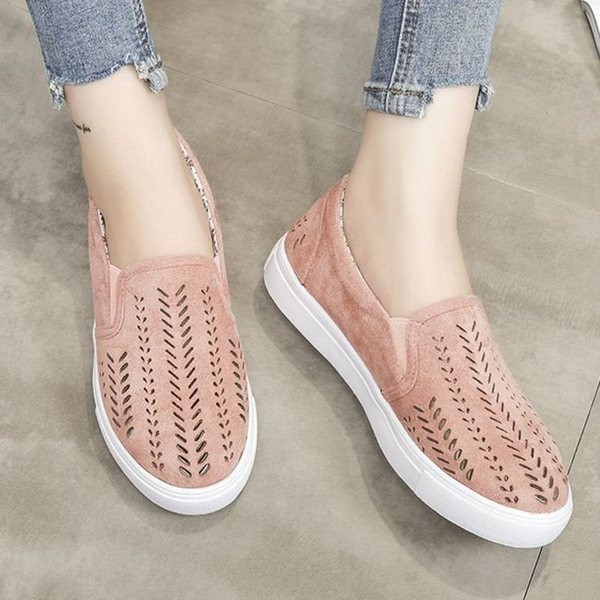 Női alkalmi cipők perforált bőrrel - nagy számok