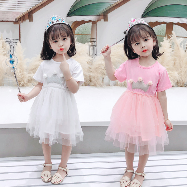 Stílusos gyerekruha rövid ujjú, 3D elemekkel