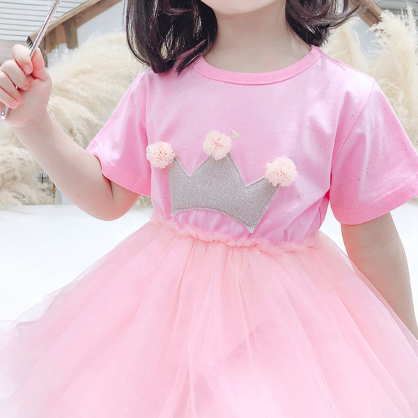 Stílusos gyerekruha rövid ujjú, 3D elemekkel