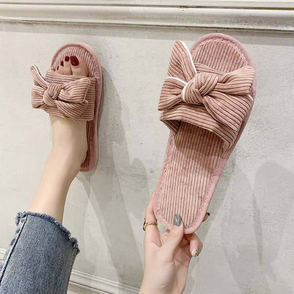 ÚJ Modern női papucs lapos talppal és szalaggal