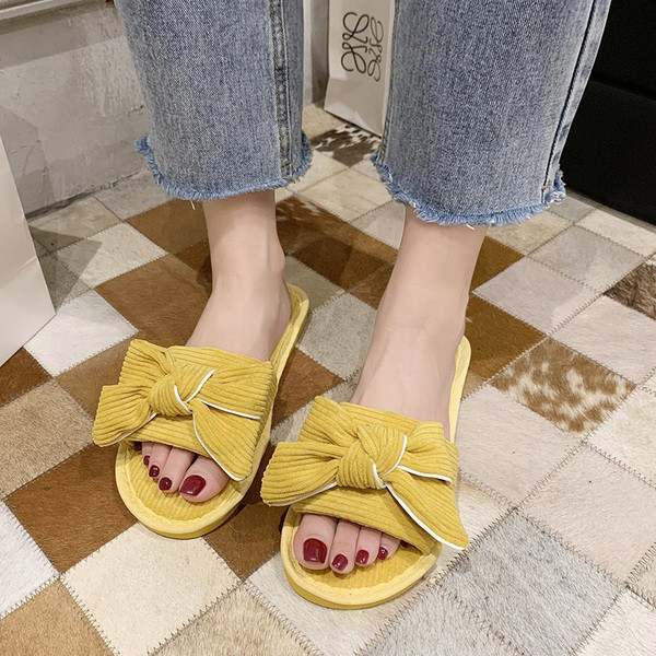 ÚJ Modern női papucs lapos talppal és szalaggal