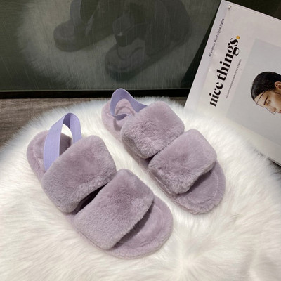 Moodsad naiste sandaalid udusulgede ja lameda tallaga