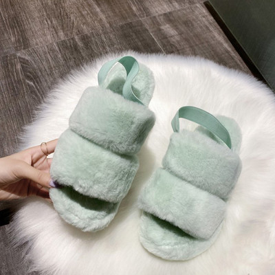 Moodsad naiste sandaalid udusulgede ja lameda tallaga