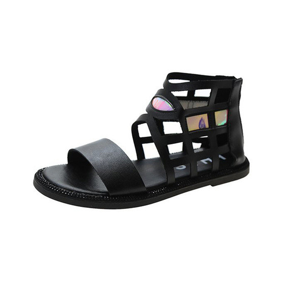 Elegantne ženske sandale s ravnim potplatom i križnim remenom