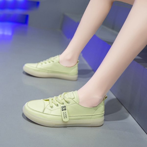 Női alkalmi tornacipő lapos gumitalppal