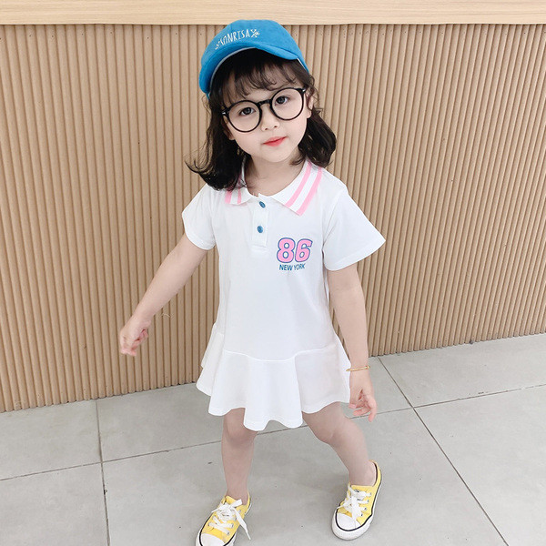 Sportiska ikdienas bērnu kleita ar apkakli un īsām piedurknēm