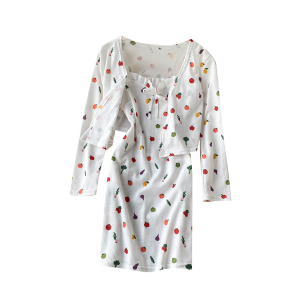 Modern női szett kardigánnal és ruhával