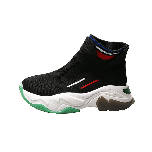 Kényelmes női tornacipő textilből, magas talppal