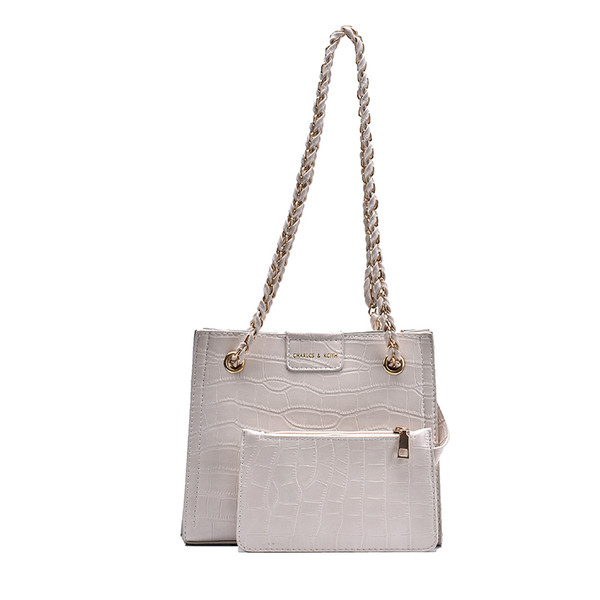 Aktuális női táska eko bőrből a vállra