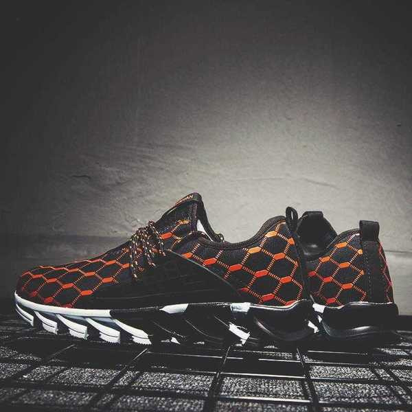 Vyriški krepšinio bateliai iš tekstilės ir grubaus pado