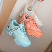 Moderne ženske proljetne tenisice sa šarenim vezicama