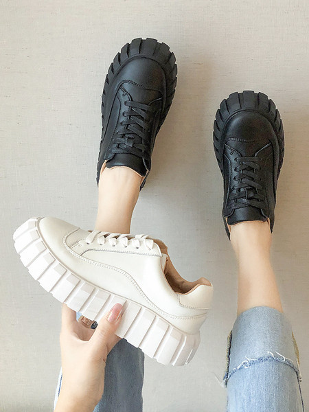 Eko bőrből készült, sima női tornacipő modell magas talppal