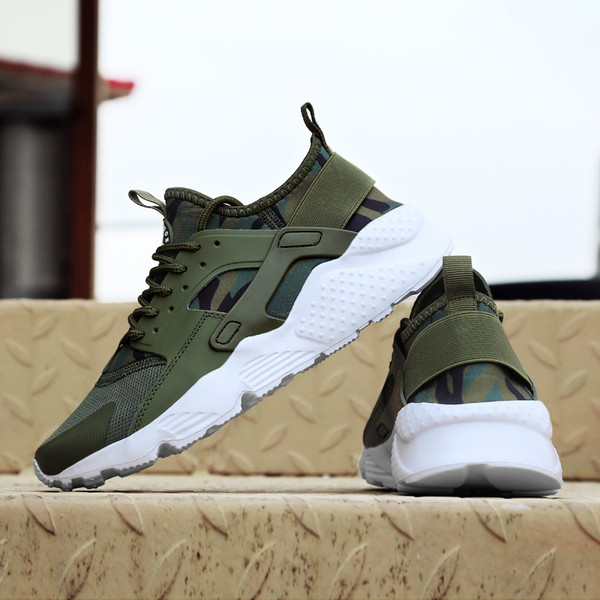 Modern textil tornacipő férfiaknak és nőknek egyaránt