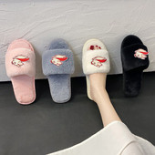 Ženske papuče s ravnim potplatom