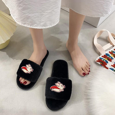 Ženske papuče s ravnim potplatom