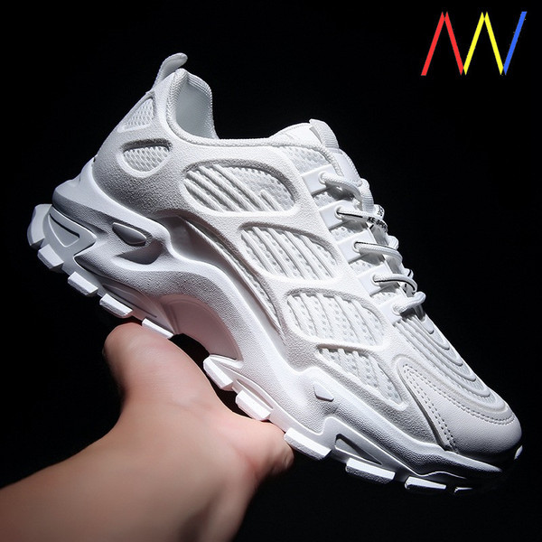 Kareda talla ja paeltega moodsad vabaaja meeste tossud