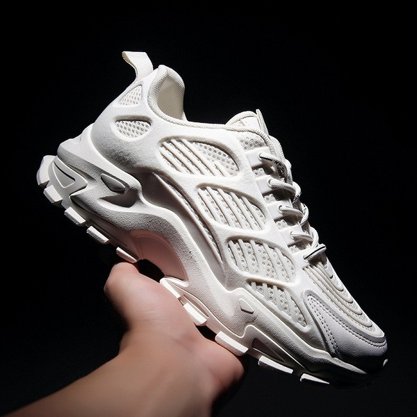 Kareda talla ja paeltega moodsad vabaaja meeste tossud