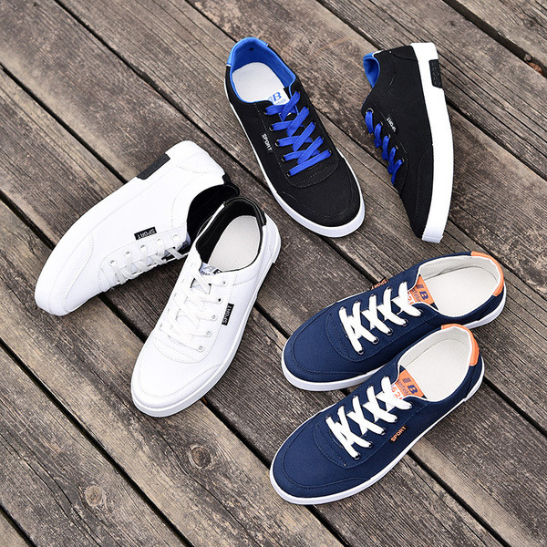 Alkalmi férfi tornacipő textilből, lapos talppal