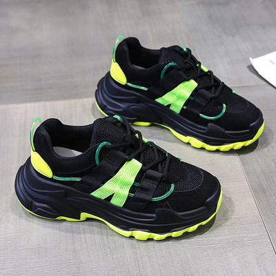 Öko velúrból készült, durva talpú női alkalmi tornacipő