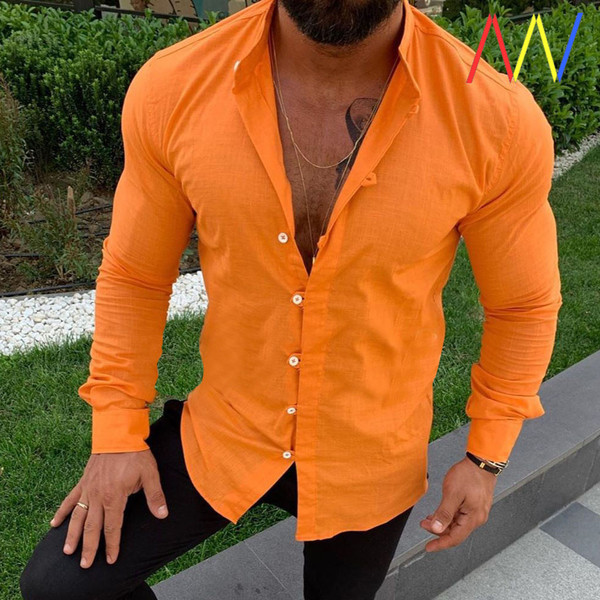 Férfi ingre szabott modell spitz nyakkivágással